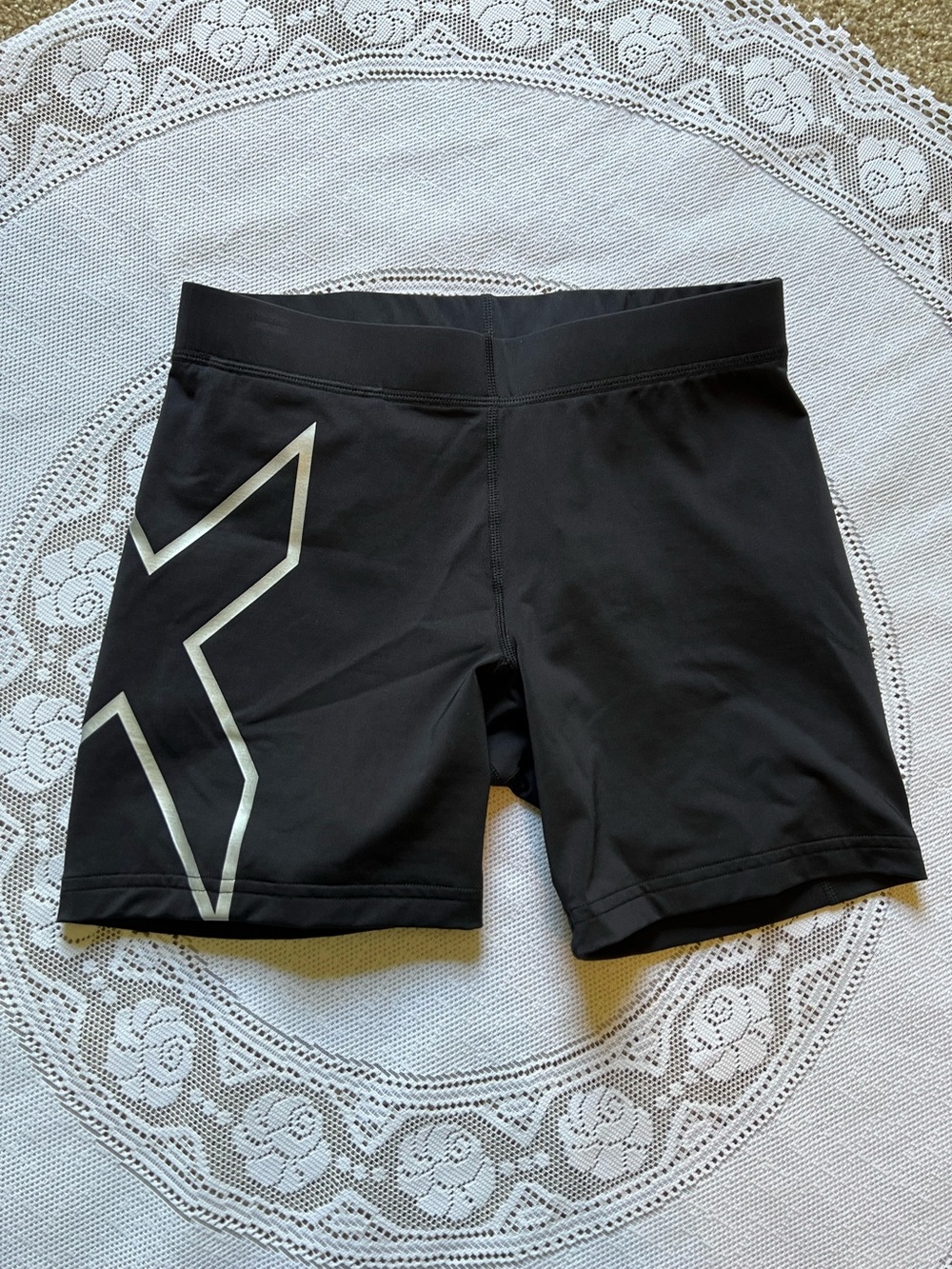 2XU athletic shorts
